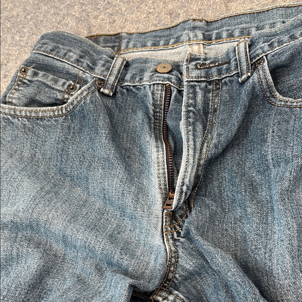 Levi's Relaxed Blue Jeans with Signature Stitching 550 jeans used W 32 L 30